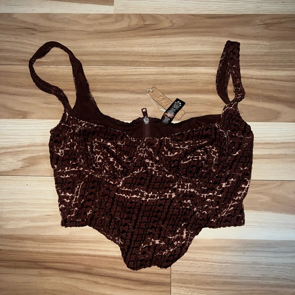 SKIMS Velvet Corset Crop Top - SOLD OUT ONLINE - Picture 3 of 6